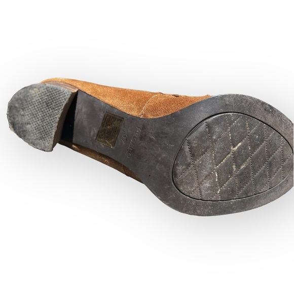 Pegabo suede heeled booties. Size 37 (6.5 US) - Picture 9 of 10